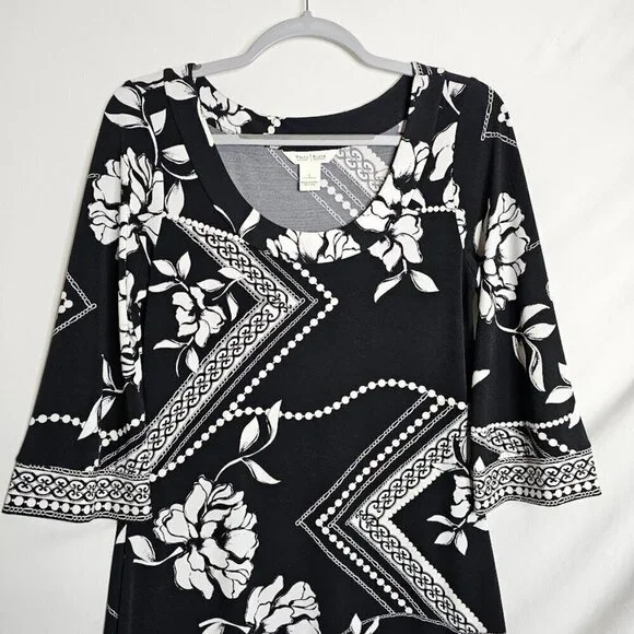 WHITE HOUSE BLACK MARKET 3/4 Sleeve Dress BLACK & WHITE FLORAL size S Abstract - Picture 3 of 7